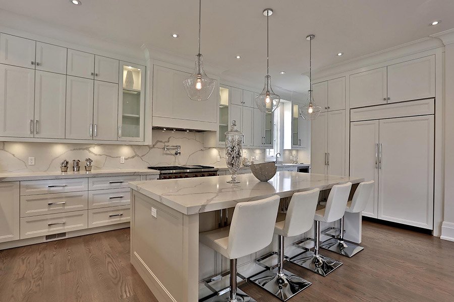 Custom Kitchen Cabinets in Oakville | Painted HDF Shaker Doors & Custom Design