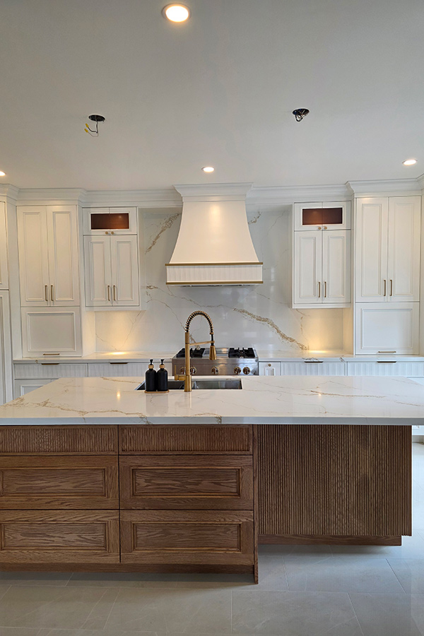 Custom Luxury Kitchen Cabinets in Oakville, Ontario 5