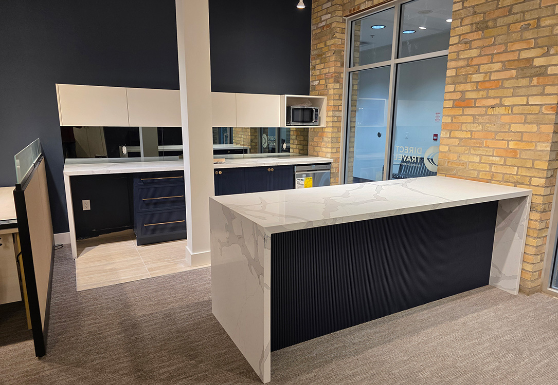 Sleek Modern Kitchens & Custom Cabinetry